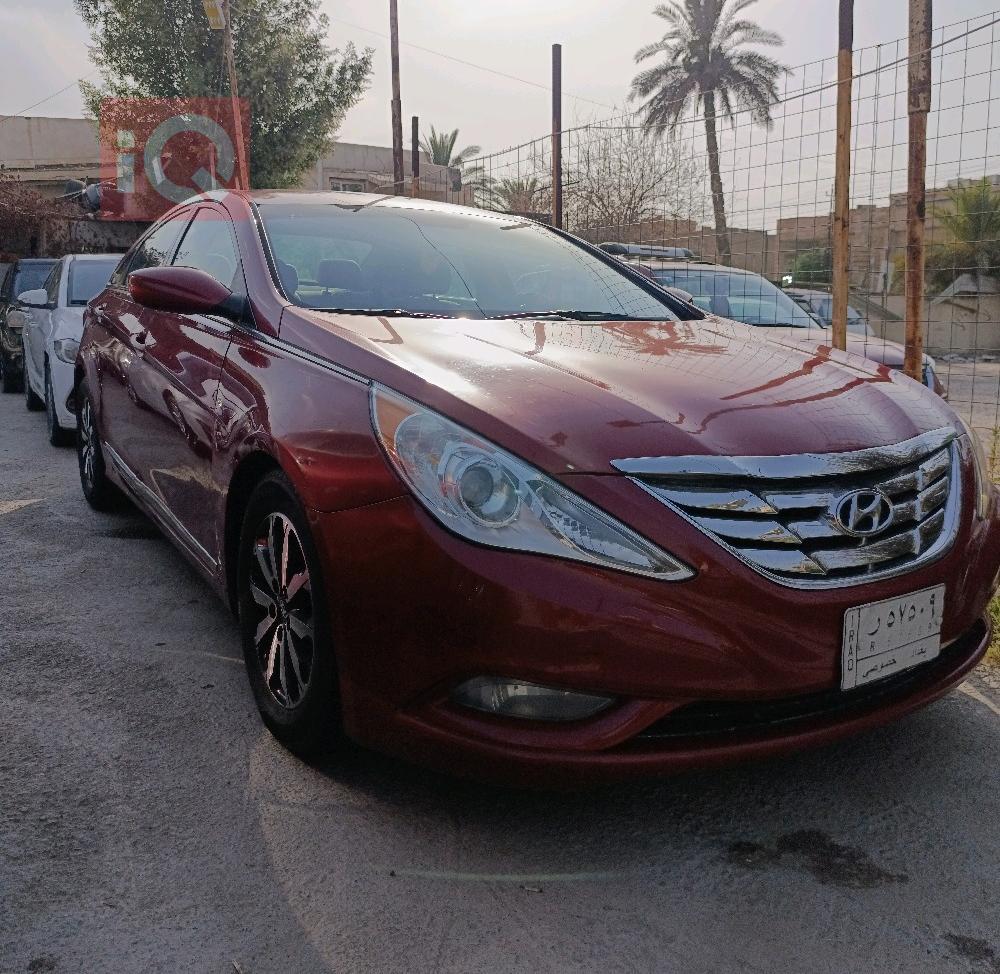 Hyundai Sonata